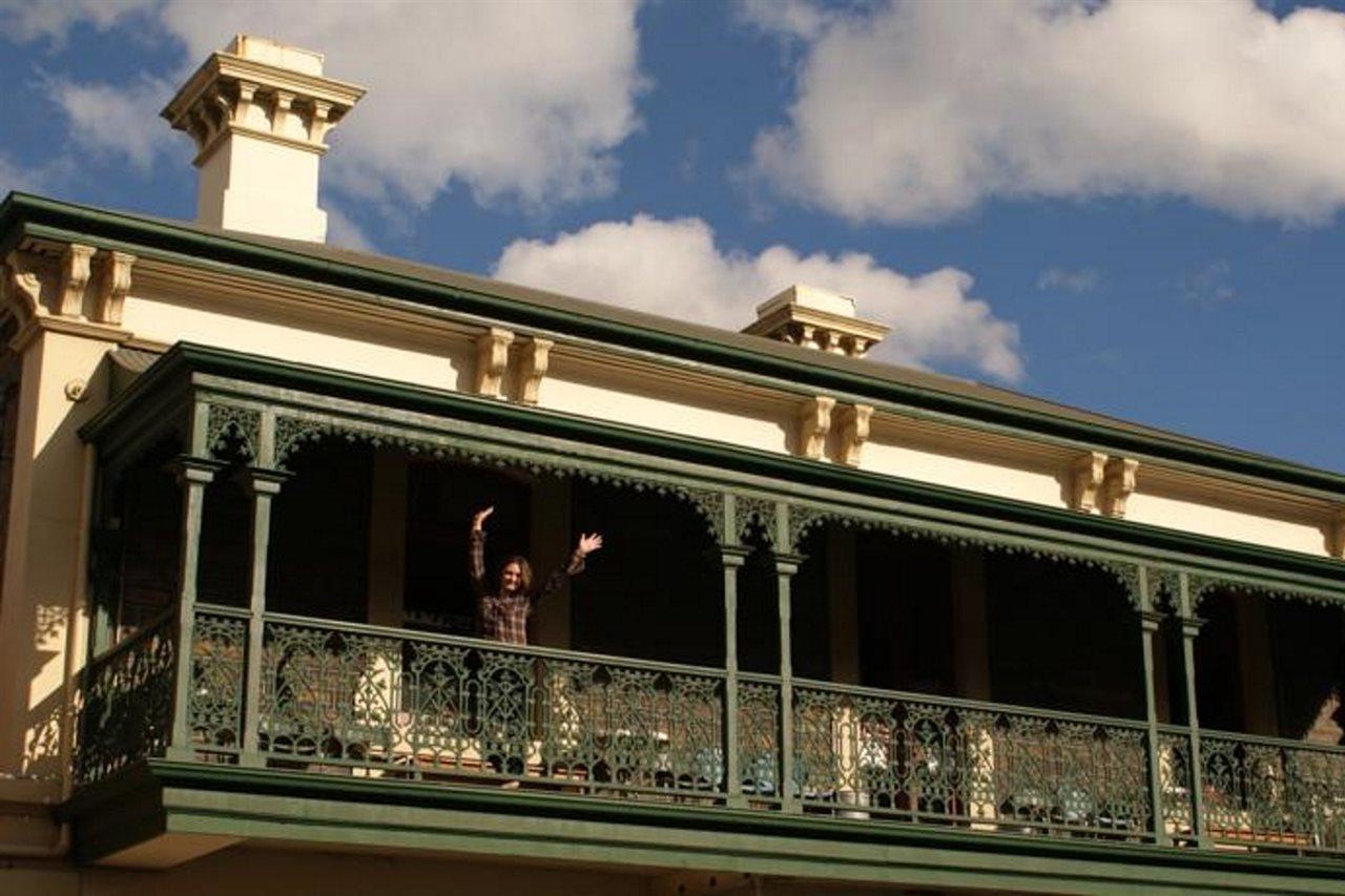 Tequila Sunrise Hostel Adelaide Exterior photo